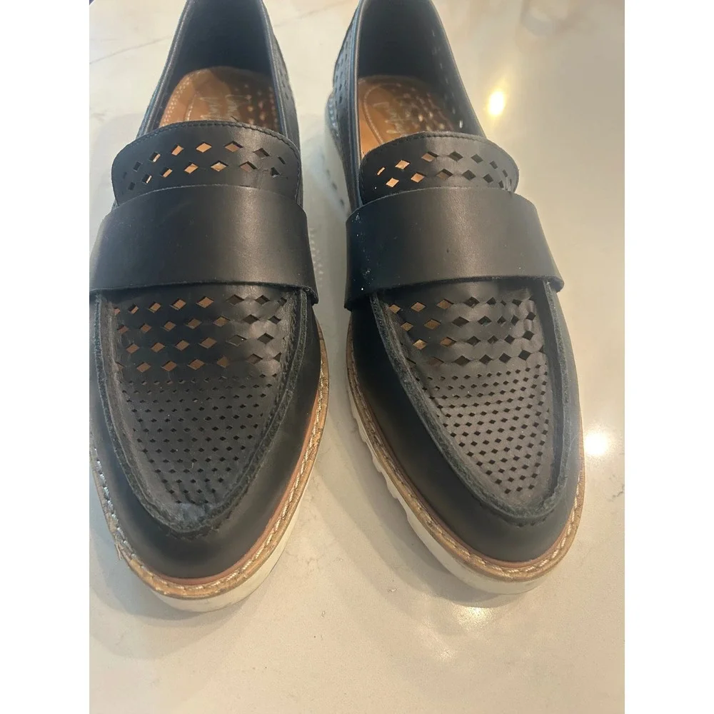 Crown Vintage Loafers Black Perforated Leather Platform MIAA Pointed Toe Shoes